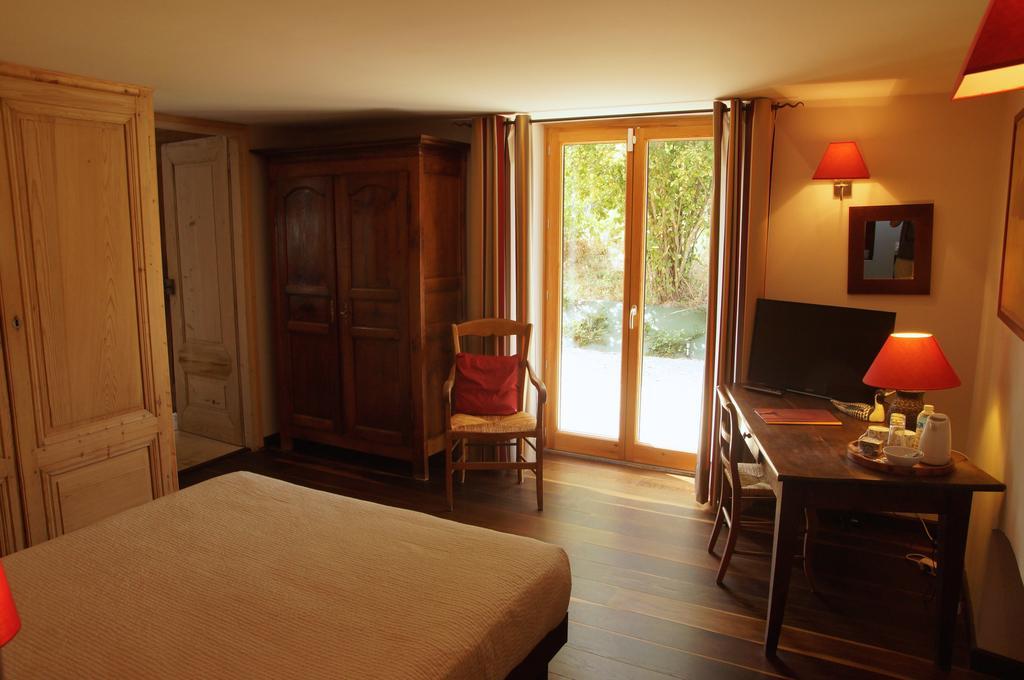Le Grand Noe Bed and Breakfast Roisey Εξωτερικό φωτογραφία